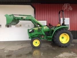 2019 JOHN DEERE 4044M