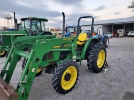 2000 JOHN DEERE 5210