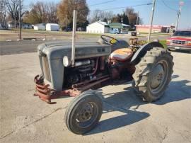 1955 FORD 860