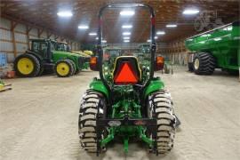 2019 JOHN DEERE 3046R