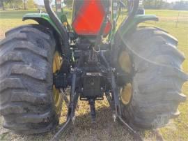 JOHN DEERE 4105