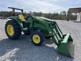 2019 JOHN DEERE 4044M