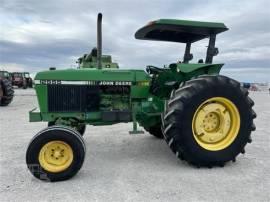 JOHN DEERE 2555