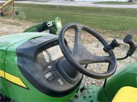 2012 JOHN DEERE 4105