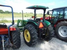 JOHN DEERE 5200