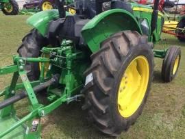 2022 JOHN DEERE 5045E