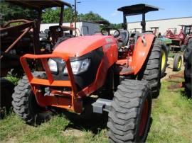 KUBOTA M7040D