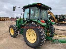 2017 JOHN DEERE 5085M