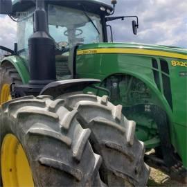 2017 JOHN DEERE 8320R