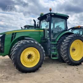 2017 JOHN DEERE 8370R