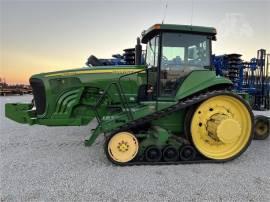 JOHN DEERE 8520T