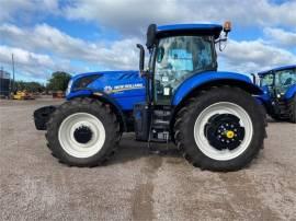 2022 NEW HOLLAND T7.230