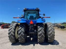 2011 NEW HOLLAND T8.275