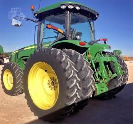 2013 JOHN DEERE 8235R