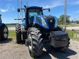 2011 NEW HOLLAND T8.330