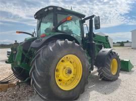 2019 JOHN DEERE 6215R