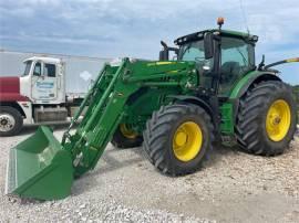 2019 JOHN DEERE 6215R