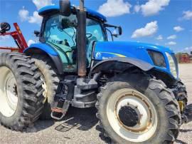 2009 NEW HOLLAND T7040