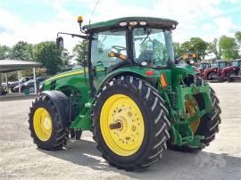 2013 JOHN DEERE 8235R