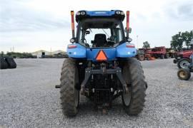 2013 NEW HOLLAND T8.275