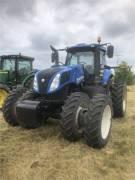 2015 NEW HOLLAND T8.320