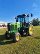 2000 JOHN DEERE 7810