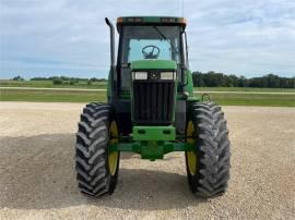 2001 JOHN DEERE 7810