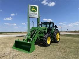 2019 JOHN DEERE 6215R