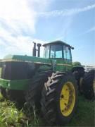 JOHN DEERE 8640