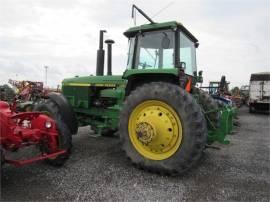 1989 JOHN DEERE 4955