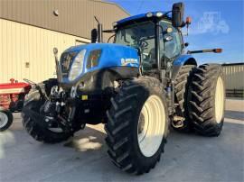 2015 NEW HOLLAND T7.260