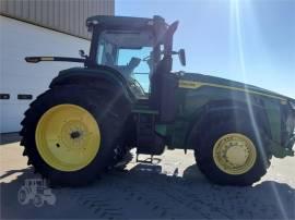 2020 JOHN DEERE 8R 230