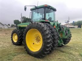 1997 JOHN DEERE 8300