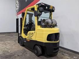 2017 HYSTER S80FT