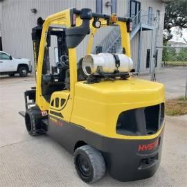 2017 HYSTER S120FT