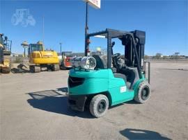 2011 MITSUBISHI FG30N