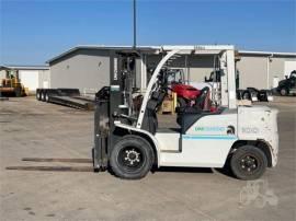 2015 UNICARRIERS PF40